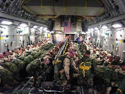 عراق سے 30 ہزار فوجی جلد افغانستان منتقل کئے جائینگے،امریکی حکام