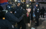 حمله پليس نيويورک به دفتر رسانه انقلابي