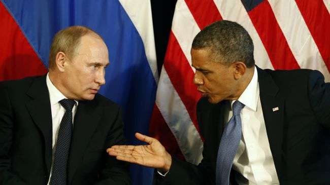 Russian President Vladimir Putin (L) and US President Barack Obama