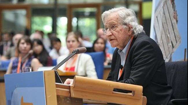 US not a neutral party in Mideast talks: Noam Chomsky