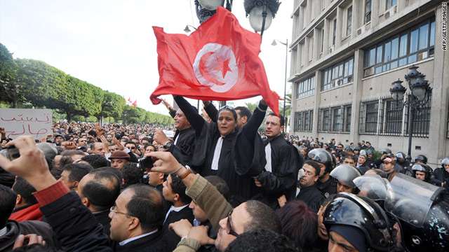 Tens of Thousands Anti-Government Protesters Pour onto Tunisian Streets