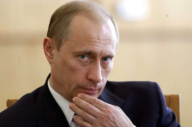 Putin insists rebels are responsible for Syria