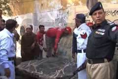 کراچی دہشتگردی سے بچ گیا، 10 کلو وزنی بم بروقت ناکارہ بنا دیا گیا