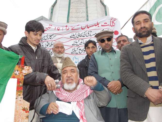 عوامی ایکشن کمیٹی بلتستان کیجانب سے یادگار شہداء پر دئیے گئے دھرنے سے اہلسنت عالم دین مولانا حافظ زبیری کا خطاب