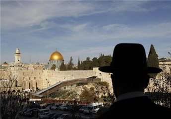 Hamas calls on Arab, Muslim countries to expel Israeli ambassadors