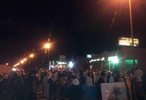 تظاهرات مردم قطیف در اعتراض به حکم اعدام آیت الله نمر