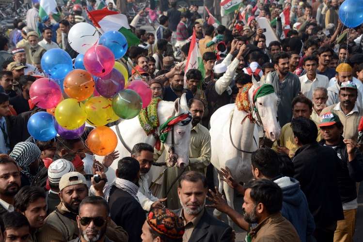 لاہور، پاکستان عوامی تحریک کے سربراہ ڈاکٹر طاہرالقادری کی وطن واپسی