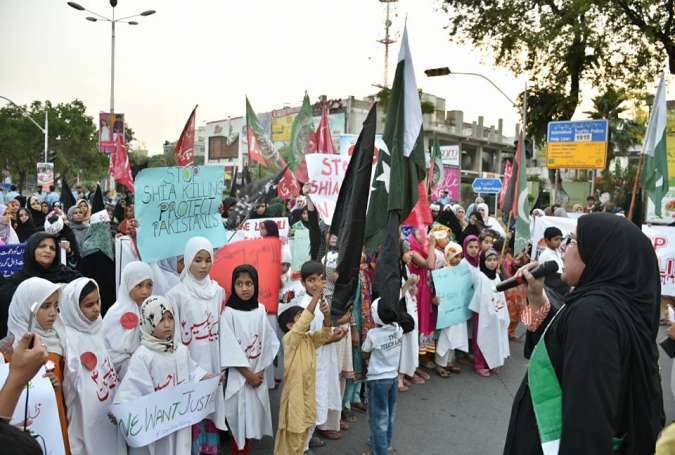 علامہ ناصر عباس کی حمایت میں ایم ڈبلیو ایم شعبہ خواتین کی ریلی