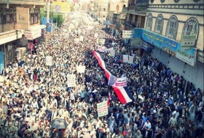 تظاهرات گسترده مردم یمن علیه جنایات مشترک آمریکا و آل سعود