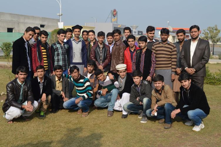 آئی ایس او پاکستان کے زیراہتمام المصطفیٰ ہاسٹل لاہور کے طلبہ کے تعلیمی و تفریحی ٹور کی تصاویر