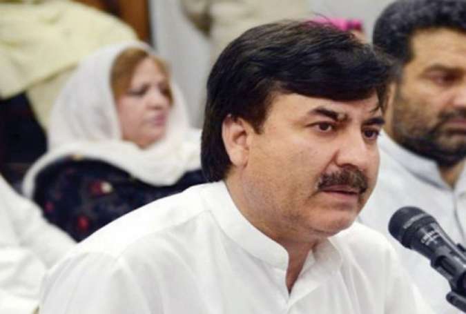 شوکت یوسفزئی نے پشاور کو نظر انداز کرنے پر سرکاری عہدے سے استعفیٰ دیدیا