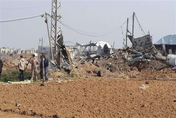 Israeli jets carry out new airstrikes on Gaza Strip, injure four Palestinians