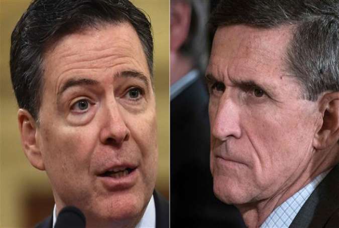 Former FBI Director James Comey (L) and ousted US National Security Advisor Michael Flynn