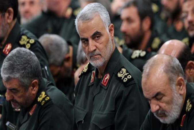 Major General Qassem Soleimani (C), who commands the Quds Force of Iran’s Islamic Revolution Guards Corps (IRGC)