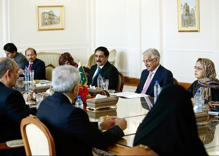 وزراء خارجہ کے وفود کی باہمی ملاقات اور علاقائی صورتحال پر تبادلہ خیال