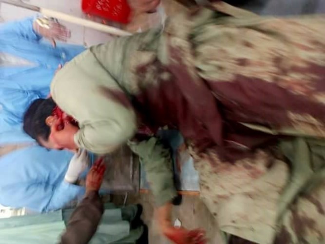 ایڈیشنل آئی جی شکیل درانی پہ بم حملہ، ہسپتال کے مناظر