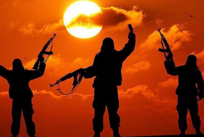 توافق مخفی داعش و ائتلاف آمریکایی برای خروج صدها تروریست از «رقه»