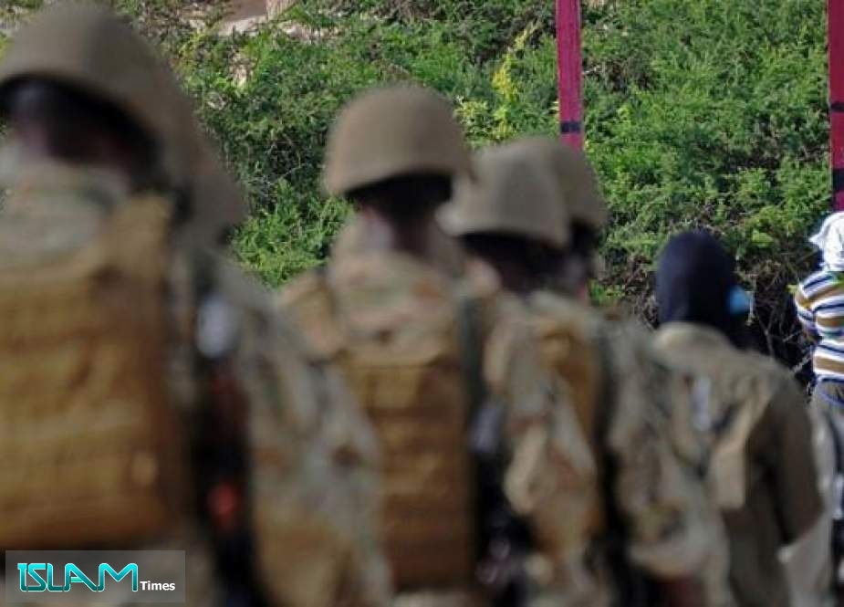 الجيش المالي يعلن “شل حركة 10 إرهابيين” في وسط البلاد