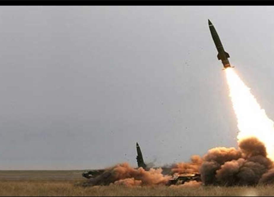 اليمن : صاروخ "توشكا" الباليستي يدك قوى الغزو في الساحل الغربي