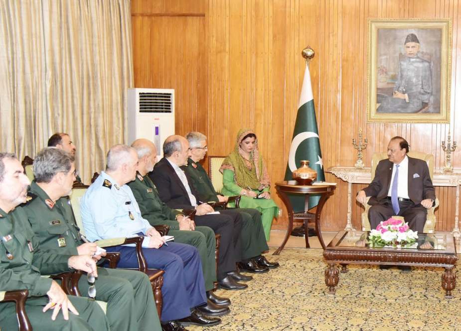 Pakistani President Mamnoon Hussain meets with Chairman of the Chiefs of Staff of the Iranian Armed Forces Major General Mohammad Baqeri in Islamabad