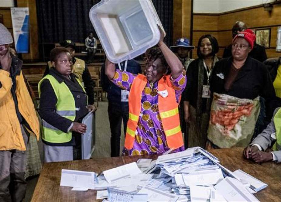 Zimbabwe Counts Votes After First Post-Mugabe Election - Islam Times