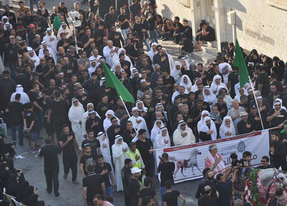 عزاداری بحرینی‌ها در شهر بدون حسینیه «حمد»