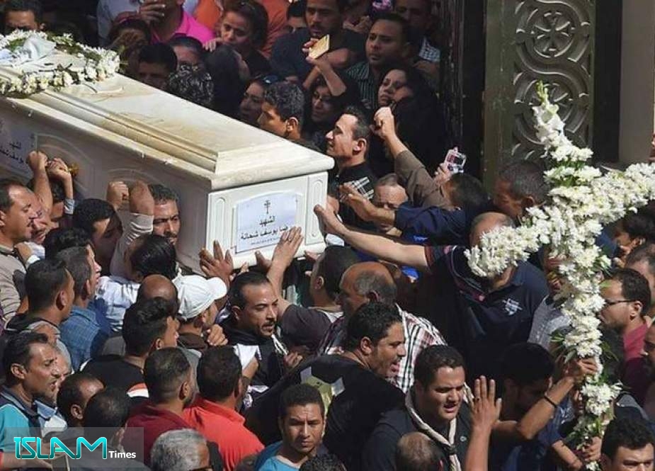الأمن المصري يقتل متورطين في الهجوم على حافلة المنيا الأقباط