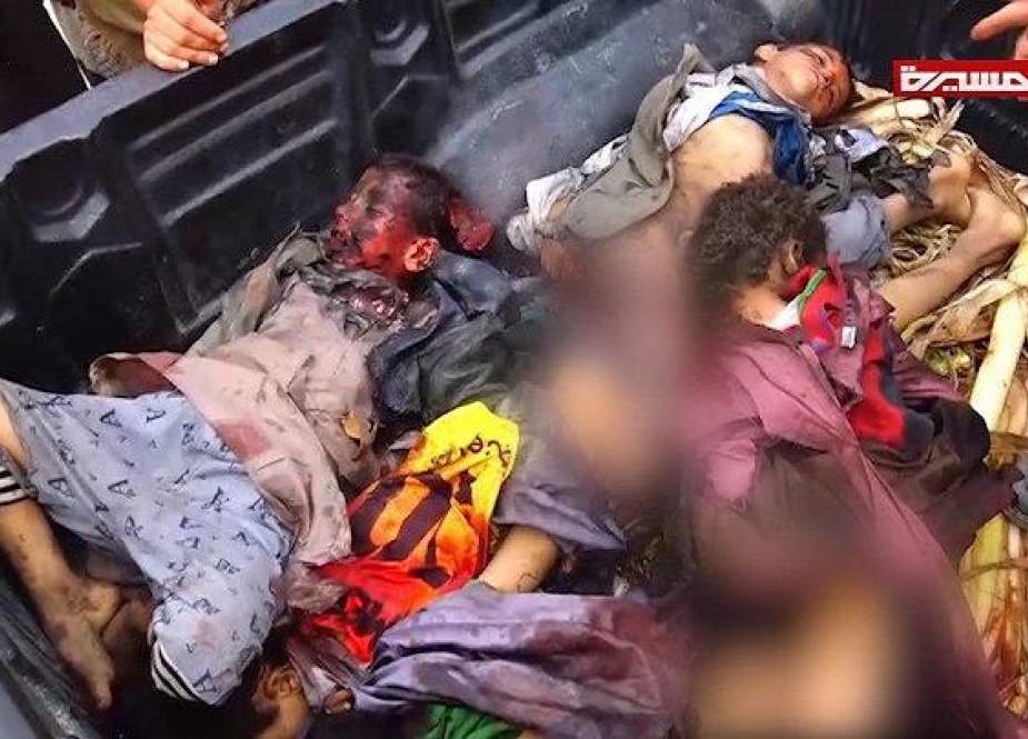 Yemeni children martyred after their vehicle was hit in Saada