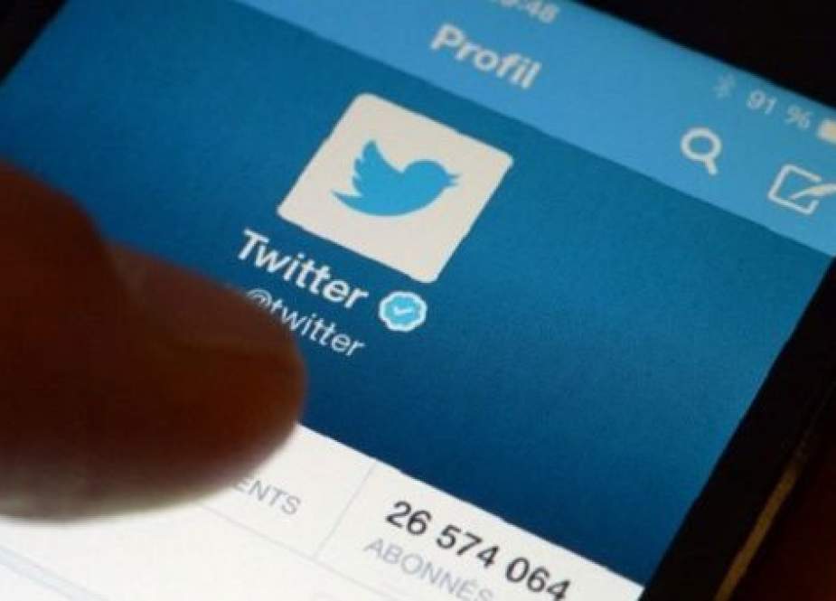 Twitter Erupts After 2,000 Pro-Venezuelan Accounts Are Deleted