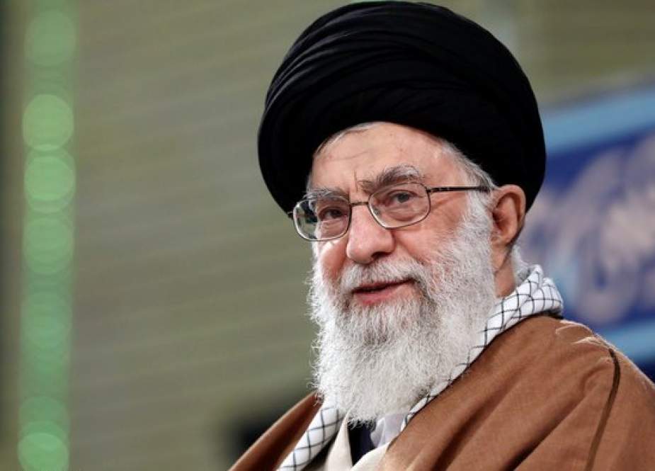 Imam Ali Khamenei: "Masalah Ekonomi bukan Semata-mata Sanksi Ekonomi Musuh"