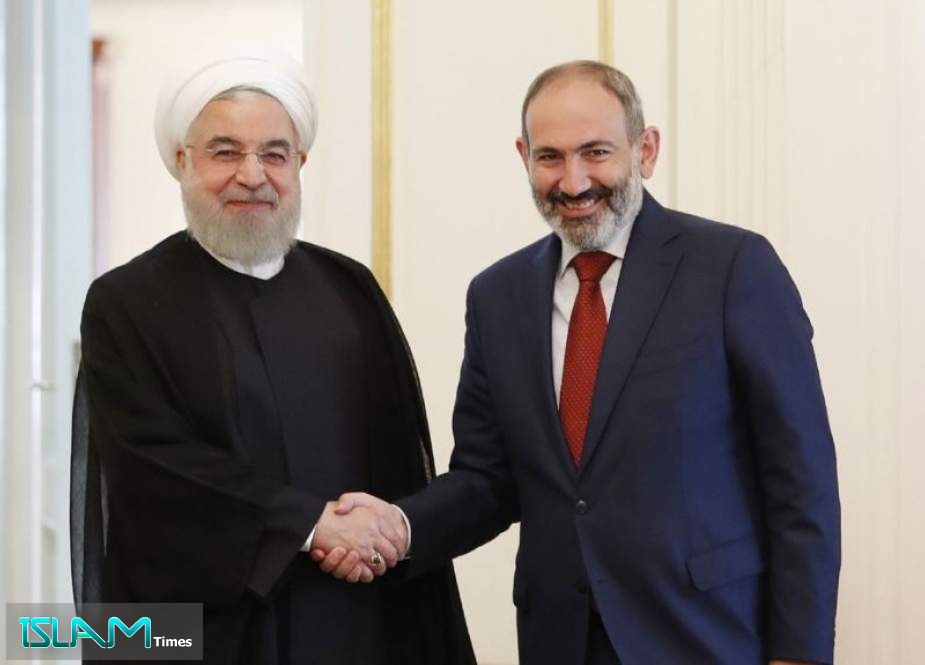 Armenia PM emphasizes the development of cooperation relations with Iran