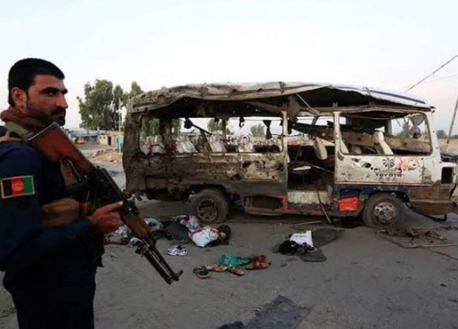 افغانستان میں فوجی بس کے نزدیک خودکش حملہ، 10 افراد ہلاک