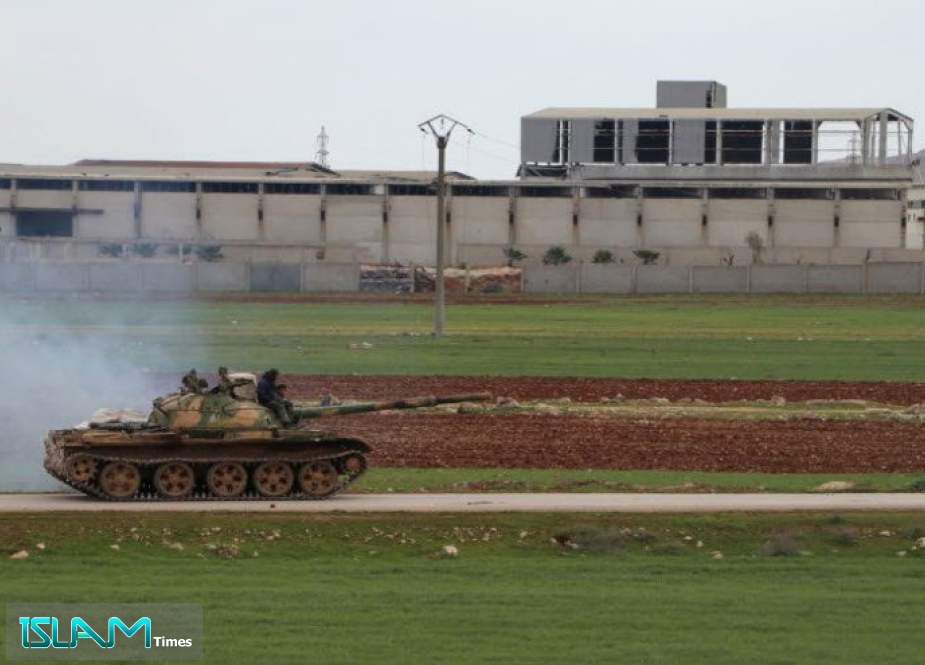 الجيش السوري يؤمن طريق حلب - دمشق الدولي