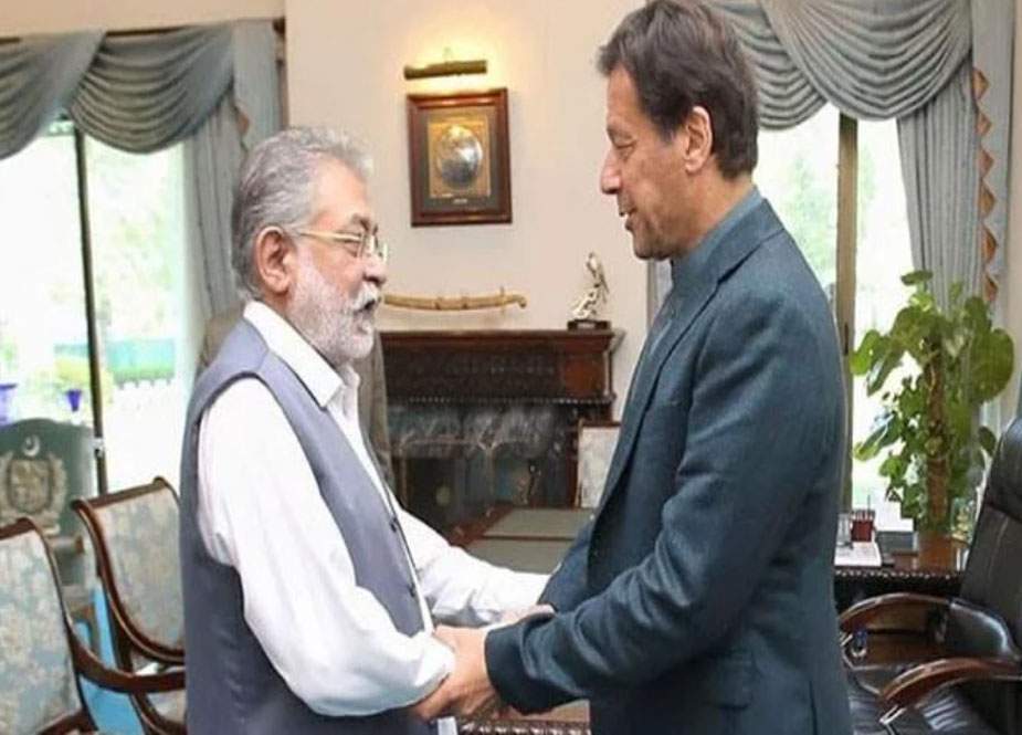 وزیراعظم عمران خان سے پیر پگارا کی ملاقات، سیاسی امور پر تبادلہ خیال