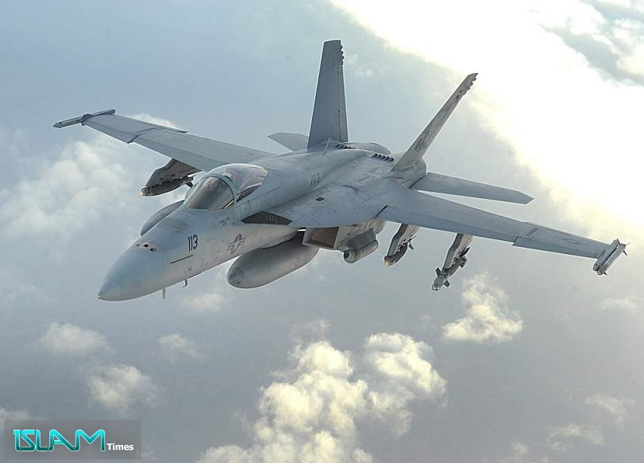 Iran Expels Intruding Foreign Jet Fighter from Southern Airspace