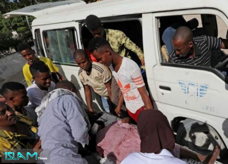 Roadside Bomb Hits Minibus in Somali Capital, Kills Six