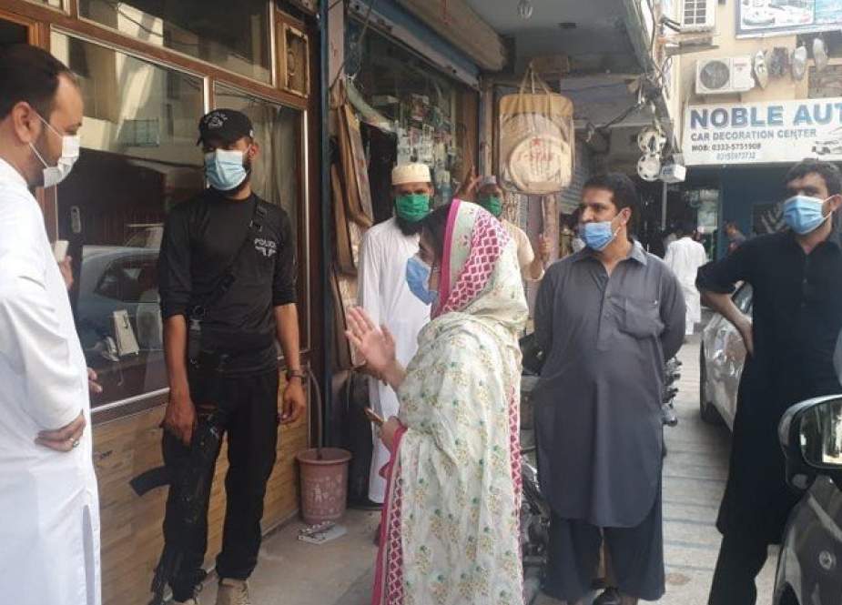 پشاور میں ایس او پیز کی خلاف ورزی پر دو شاپنگ پلازہ سیل، 162 گرفتار