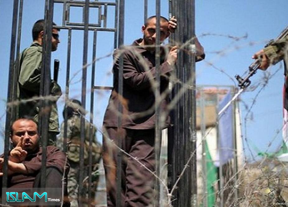 نادي الاسير:  95 % من الأسرى يتعرّضون للتعذيب بسجون الاحتلال
