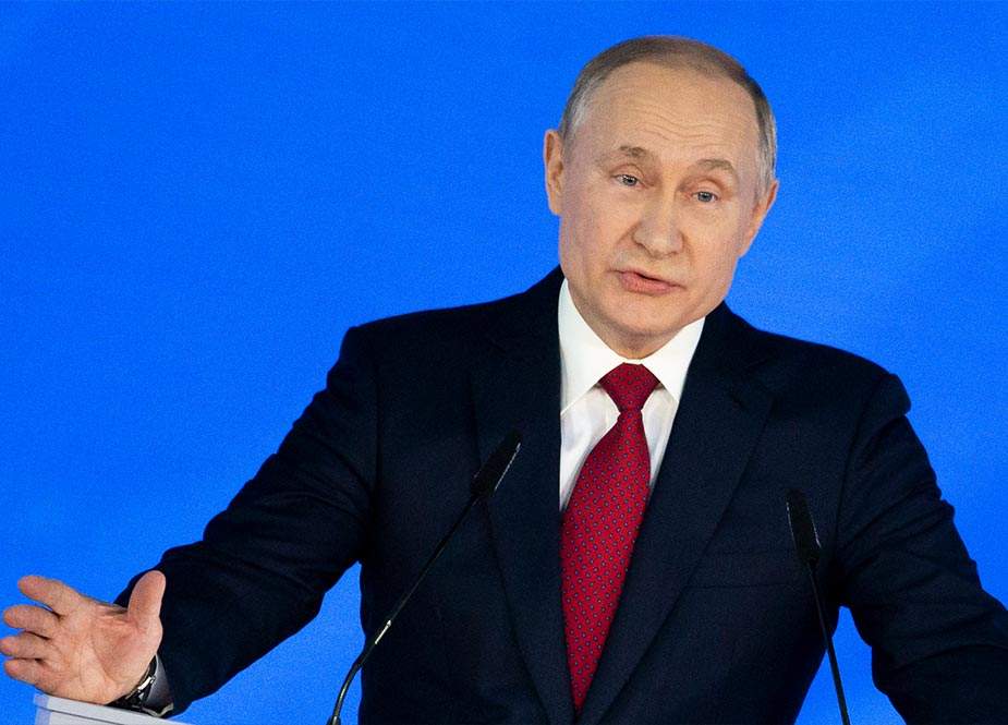 Putin: Bunu edərkən dəli kimi görünməməliyik