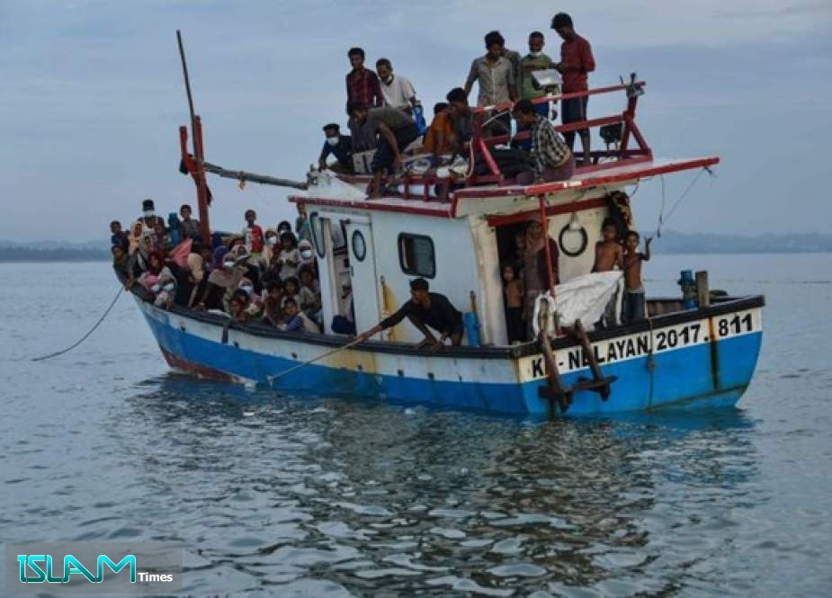 Over 20 Rohingya Migrants Feared Drowned Off Coast of Malaysia