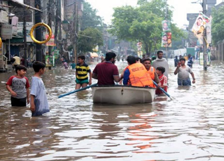 کراچی میں بارش کے پانی کی نکاسی میں رکاوٹ بننے والی عمارتیں گرانے کا حکم