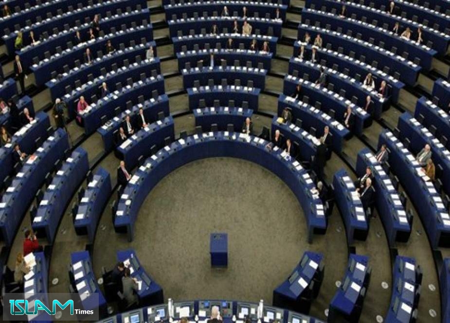 البرلمان الأوروبي يدعو لعدم بيع السلاح للرياض وأبوظبي