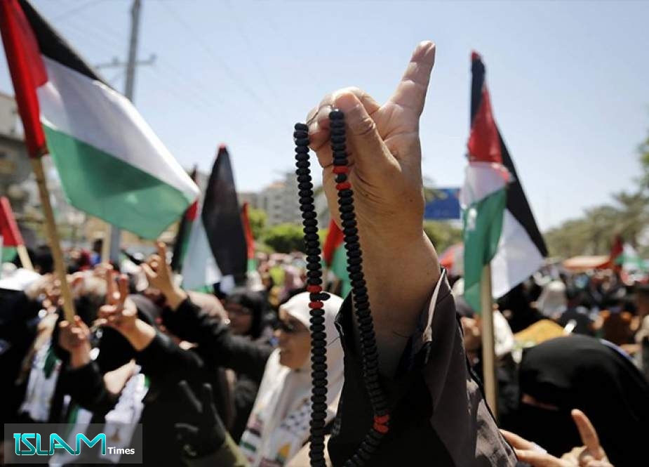 المطبعون يعاقبون الفلسطينيين بوقف التمويل