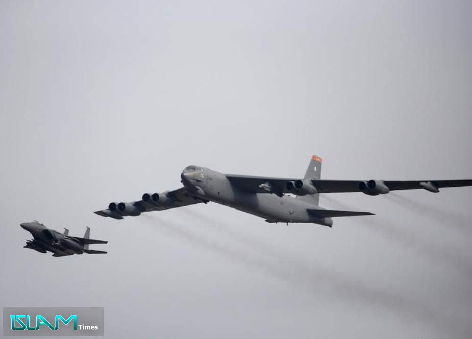 US Flies Two B-52s over Persian Gulf amid Tensions with Iran