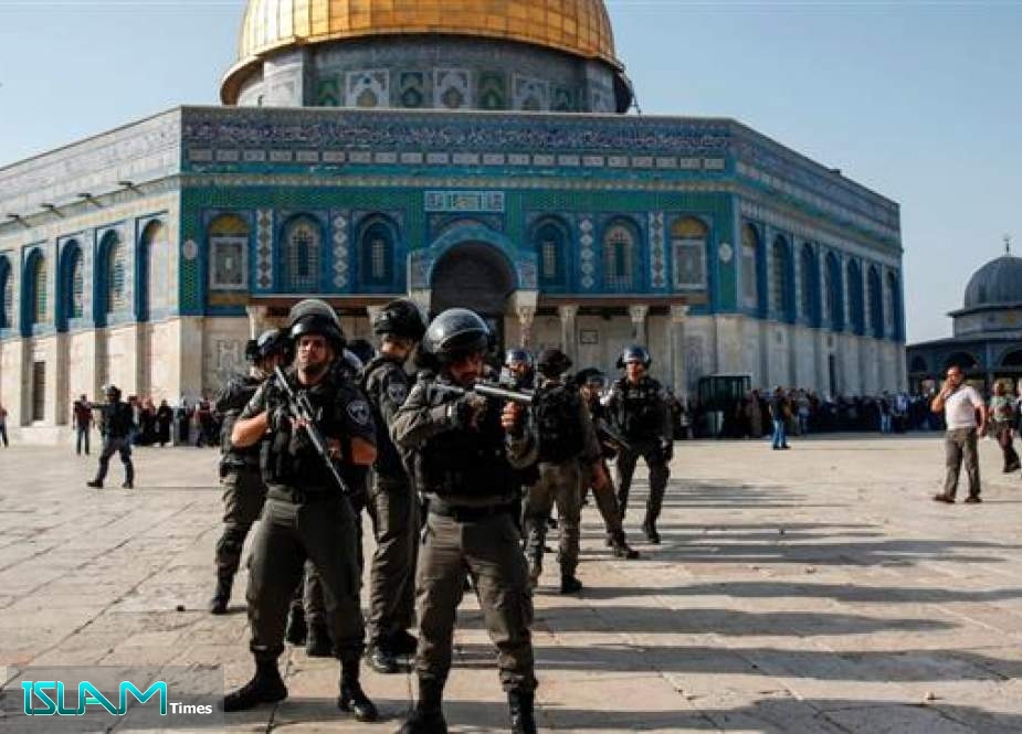 Grand Mufti of Egypt Warns against Israel Plots to Judaize al-Quds