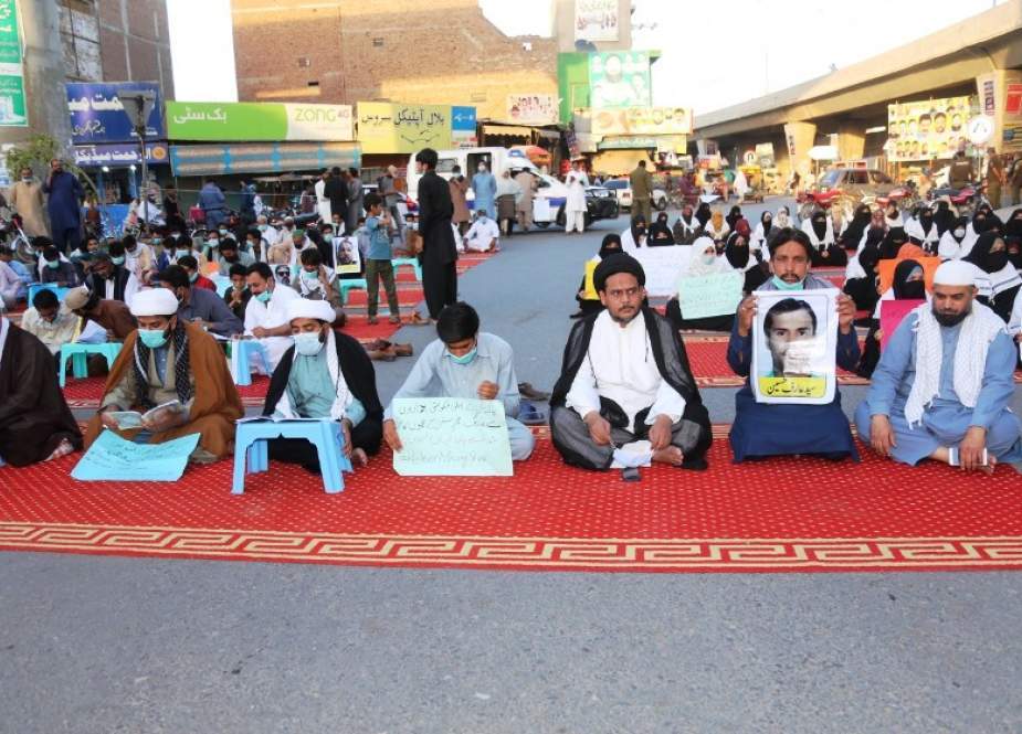 ملتان، جوائنٹ ایکشن کمیٹی فار شیعہ مسنگ پرسنز کے زیراہتمام لاپتہ افراد کی بازیابی کیلئے احتجاجی دھرنا 