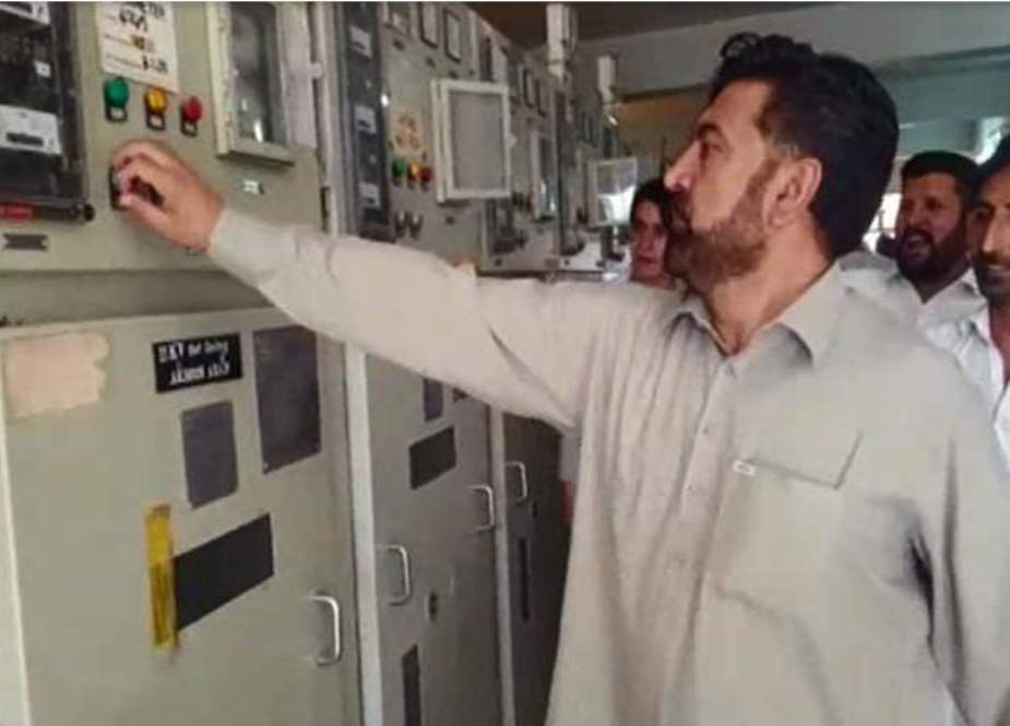 پشاور، رکن صوبائی اسمبلی نے گرڈ اسٹیشن جاکر خود بجلی بحال کردی
