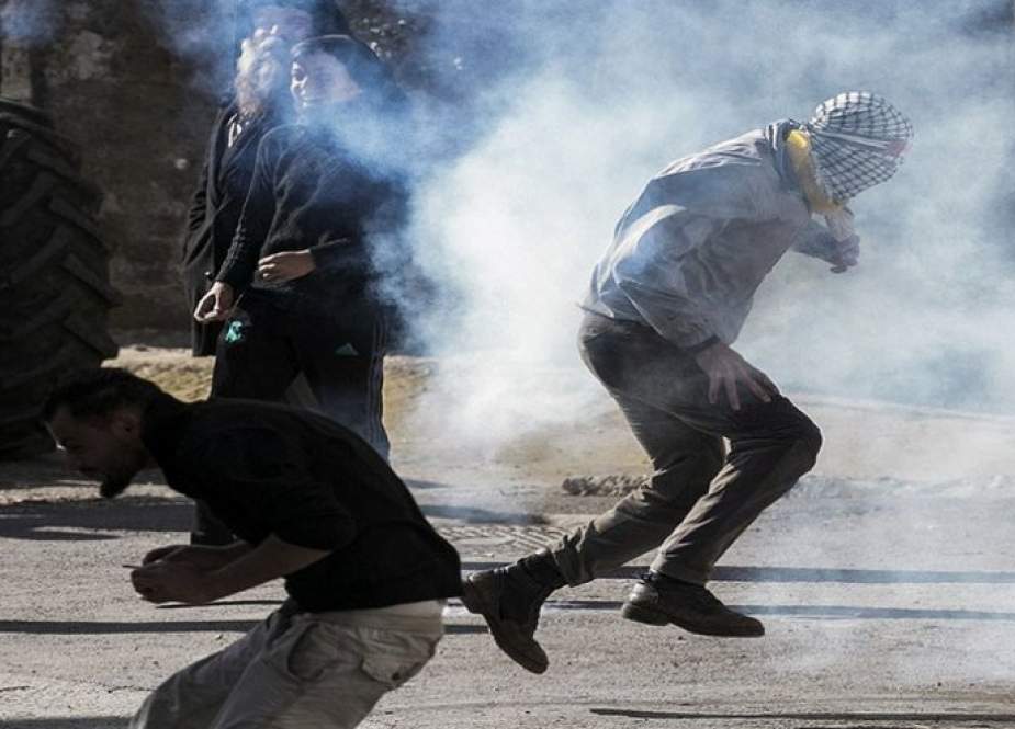 إصابات بالاختناق خلال مواجهات مع شرطة الاحتلال في كفر قدوم
