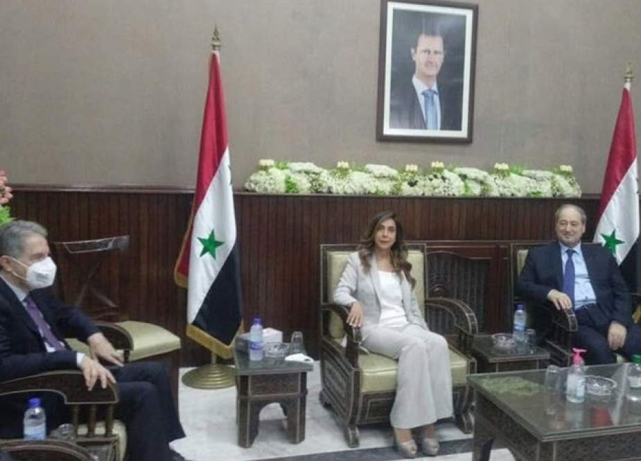 عطوان:کشورهای عربی حتی یک بشکه نفت برای نجات لبنان از بحران نفرستادند/ تمجید از اقدام ایران و سوریه