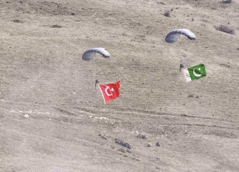 گردنکشی محور آنکارا- اسلامآباد گردنکشی محور آنکارا- اسلامآباد